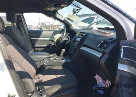 2017 Ford Explorer Xlt z USA, uszkodzony, nr VIN 1FM5K7D87HGD03865